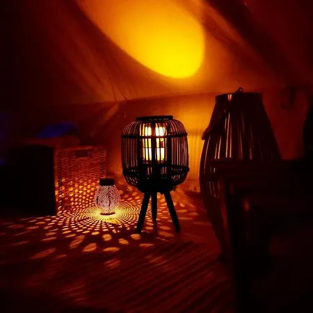 Luna Glamping אוהל מפואר *