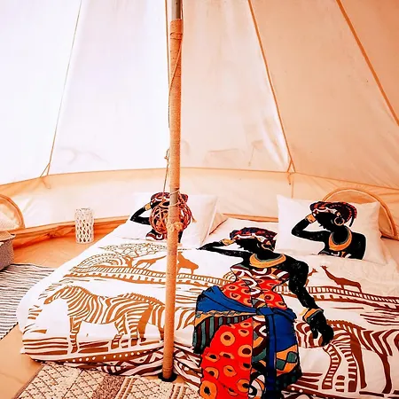 Luna Glamping אוהל מפואר